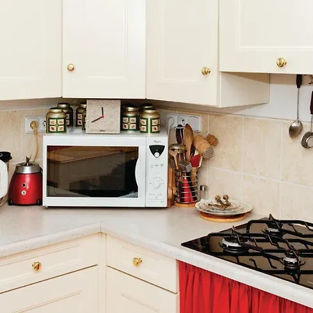 Stunning In Kaliste W Wifi 1 Bedrooms And Outdoor Swimming Pool *